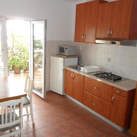 Apartments Dobrinic Makarska Buitenkant foto