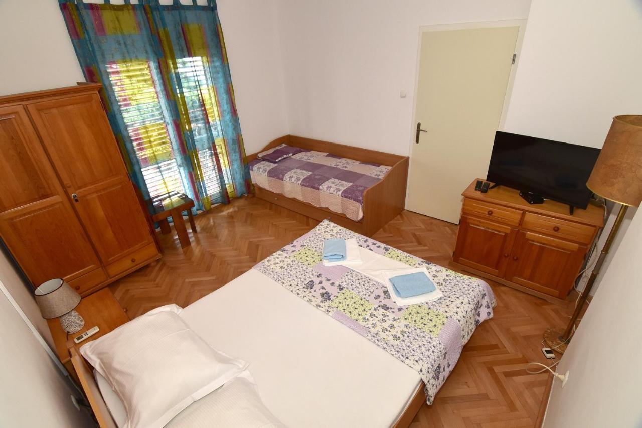 Apartments Dobrinic Makarska Buitenkant foto