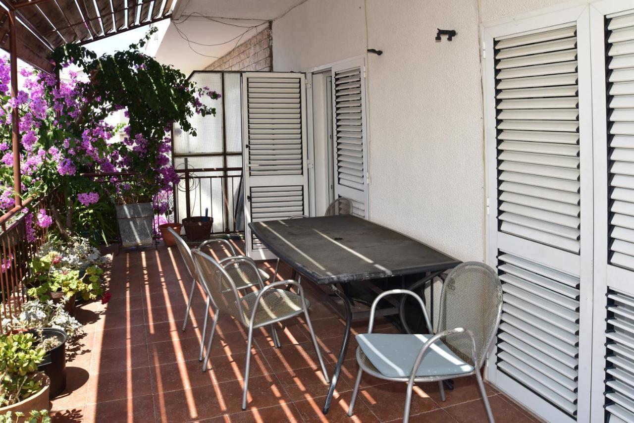 Apartments Dobrinic Makarska Buitenkant foto